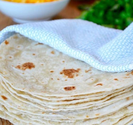 Easy Homemade Flour Tortillas Recipe